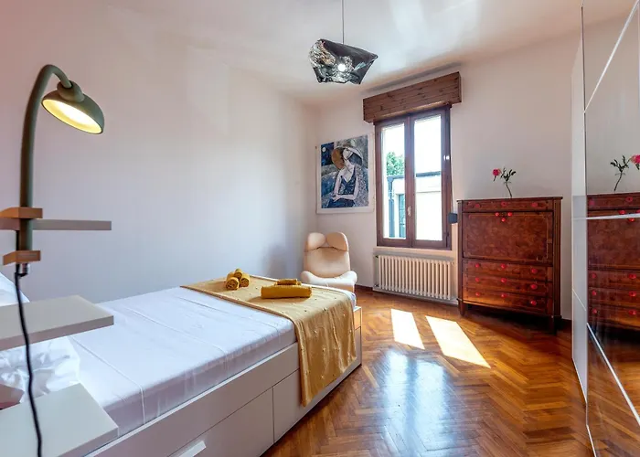 Apartment D'artiste *